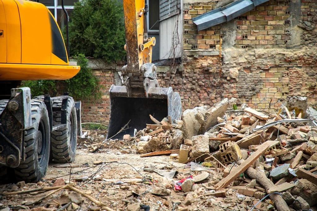 Professional Home Demolition: What Homeowners Should Know Before Starting